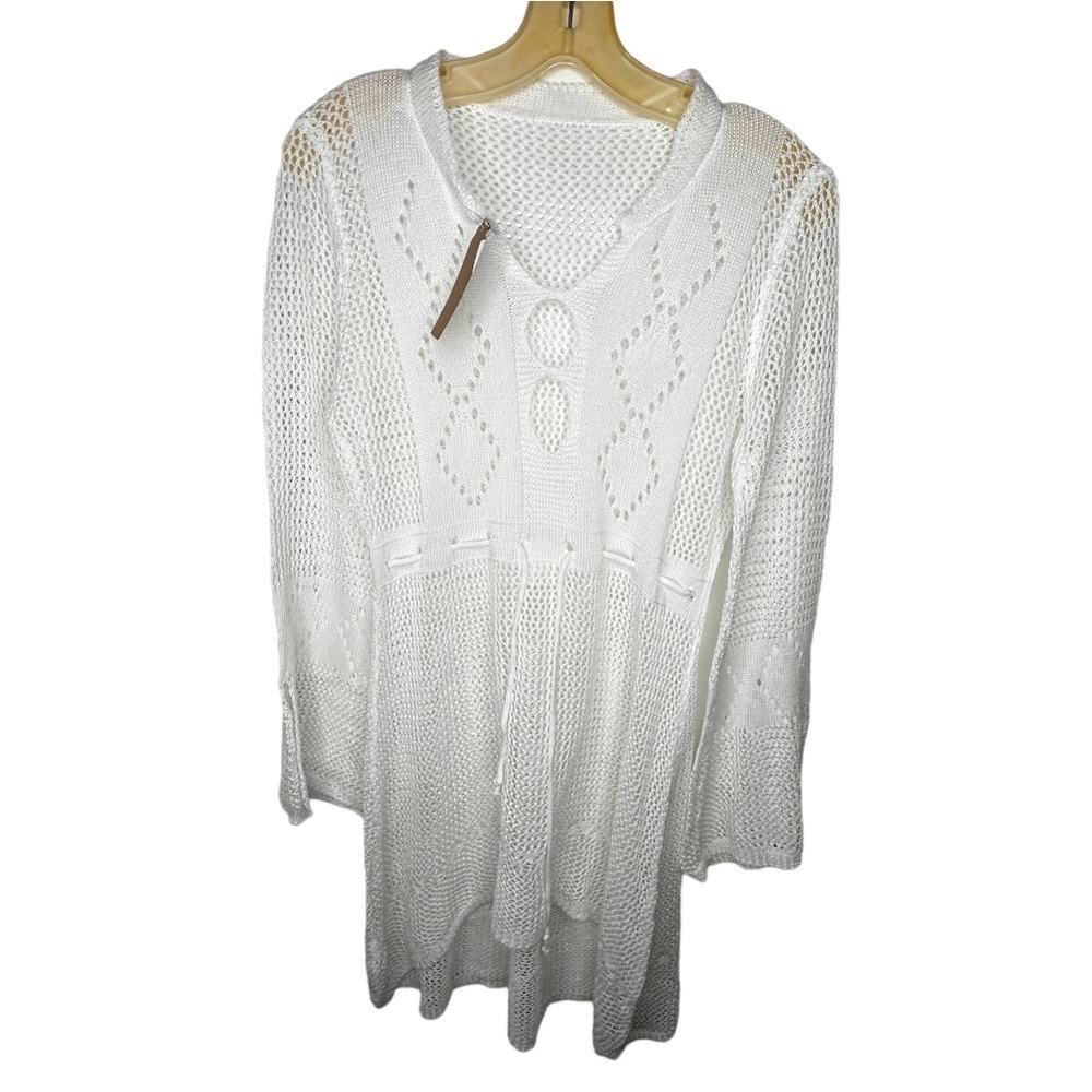 Sheer Whiteโ Cover-Up nwt